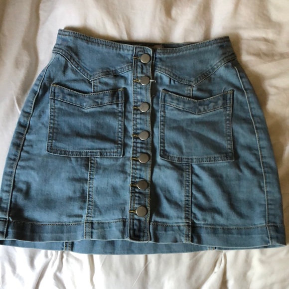 Jean Skirt - Picture 1 of 3